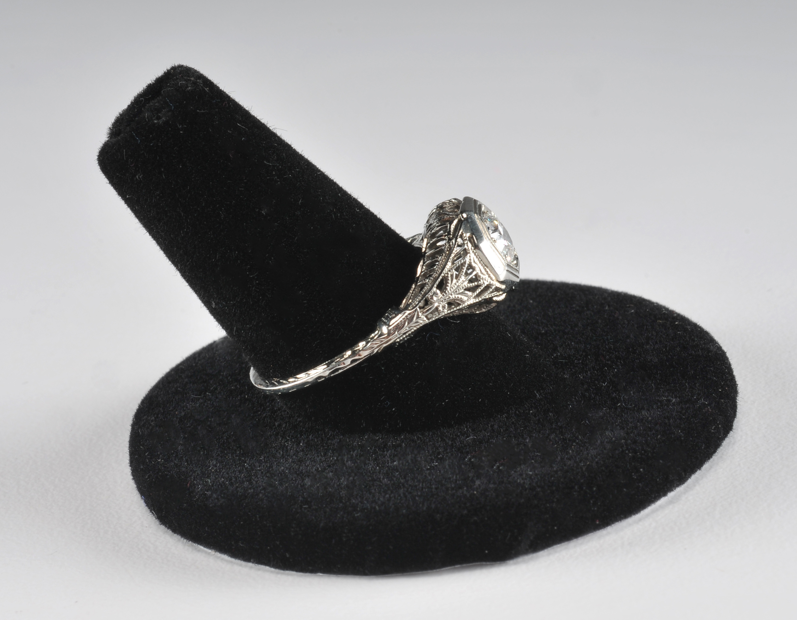 Ladies early 20th Century 18 K white gold and diamond wedding ring