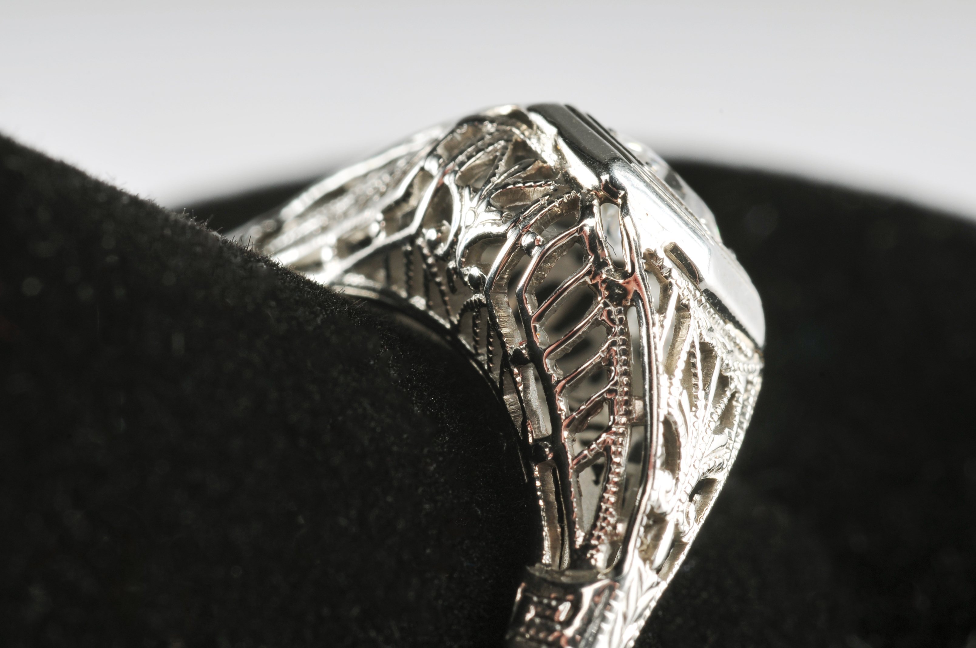 Ladies early 20th Century 18 K white gold and diamond wedding ring