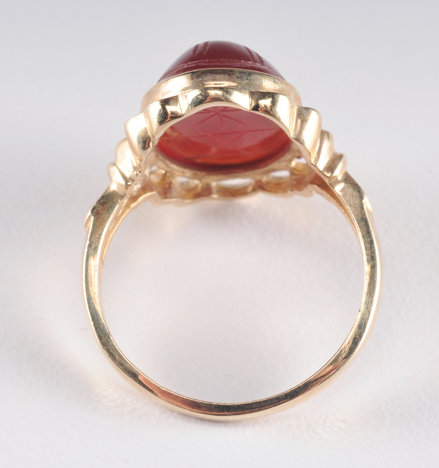 Ladies 14 K yellow gold hand carved carnelian scarab ring 