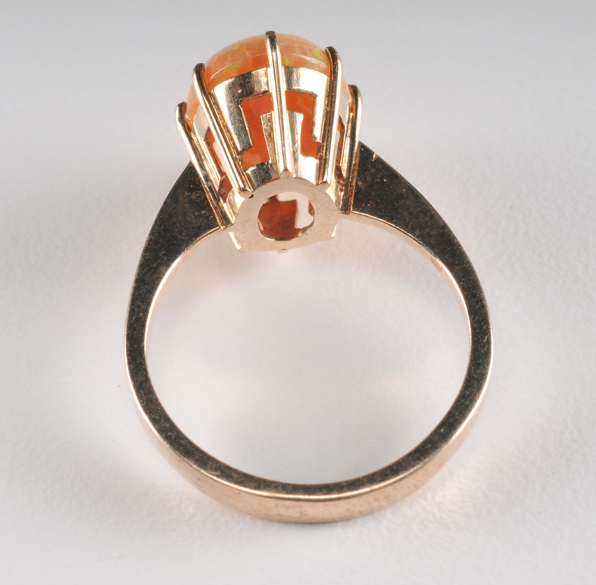 Ladies 14 K yellow gold and Fire opal ring 