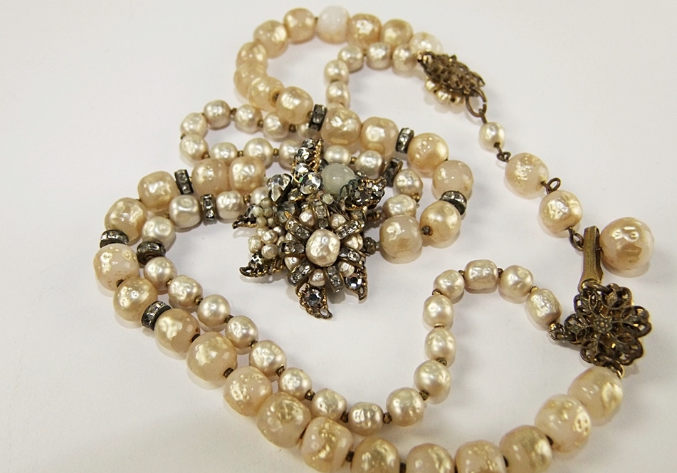 Early 20th Century hand beaded choker with clear crystal rhinestones 