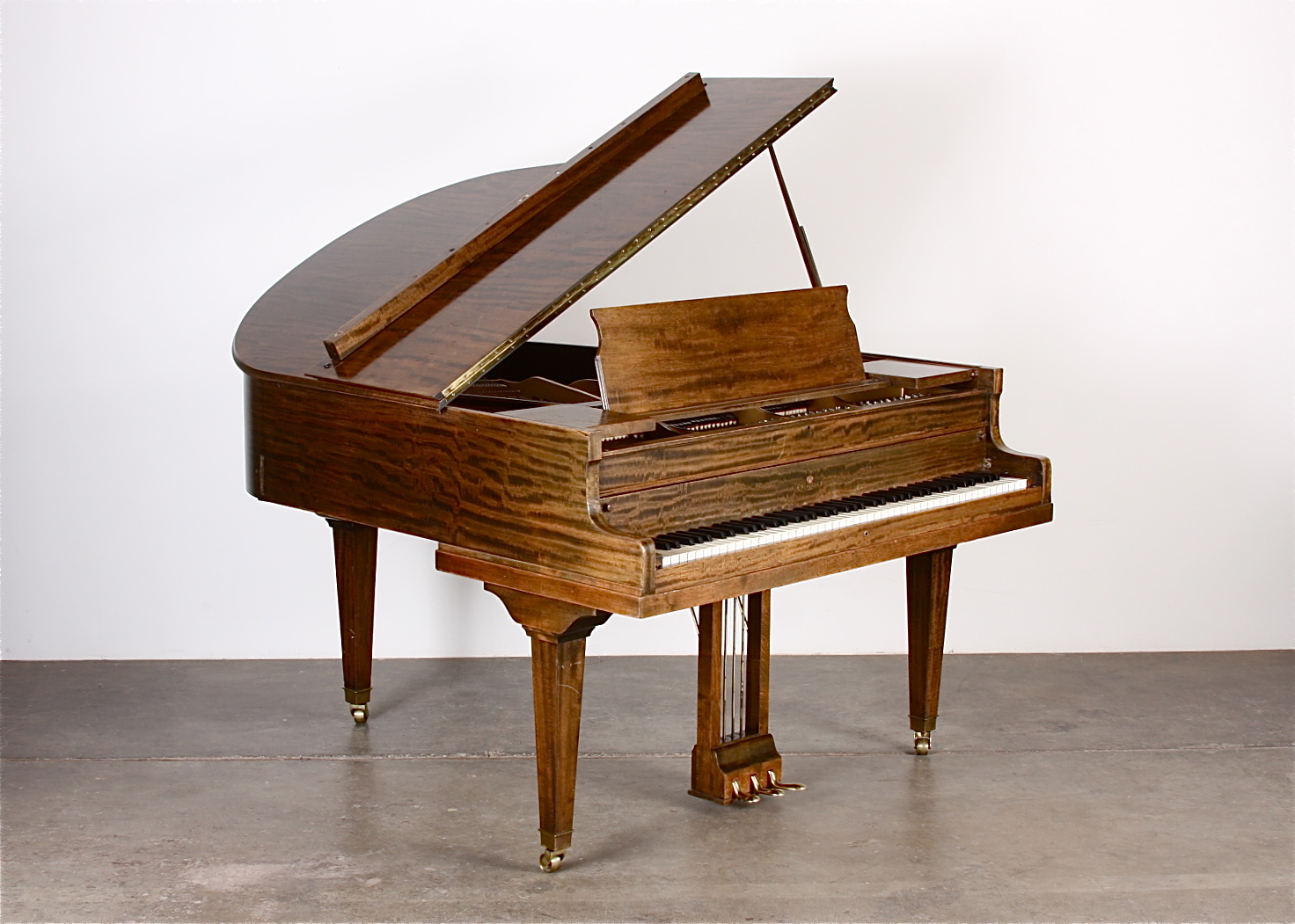 Antique Wurlitzer Baby Grand Piano
