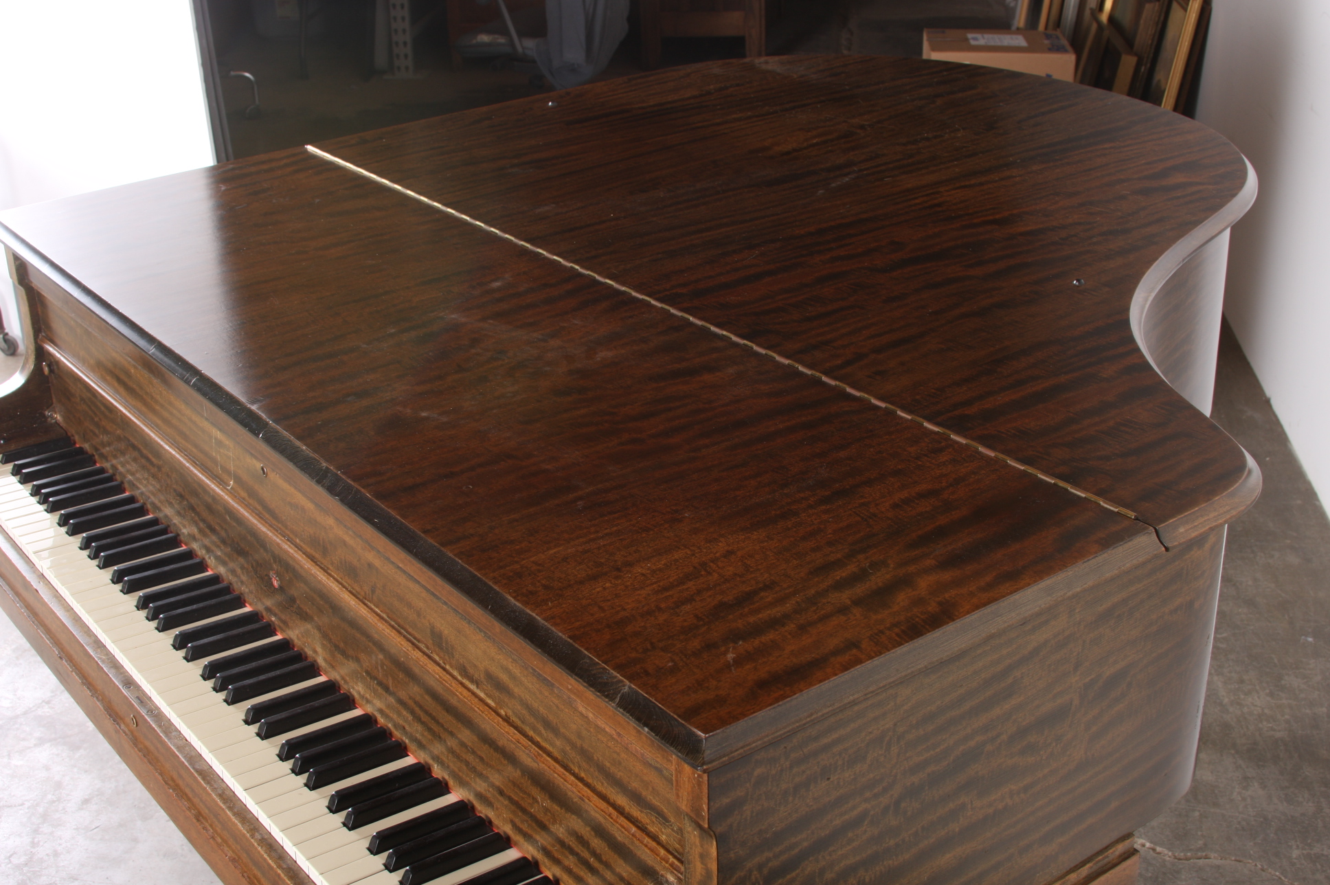 Antique Wurlitzer Baby Grand Piano