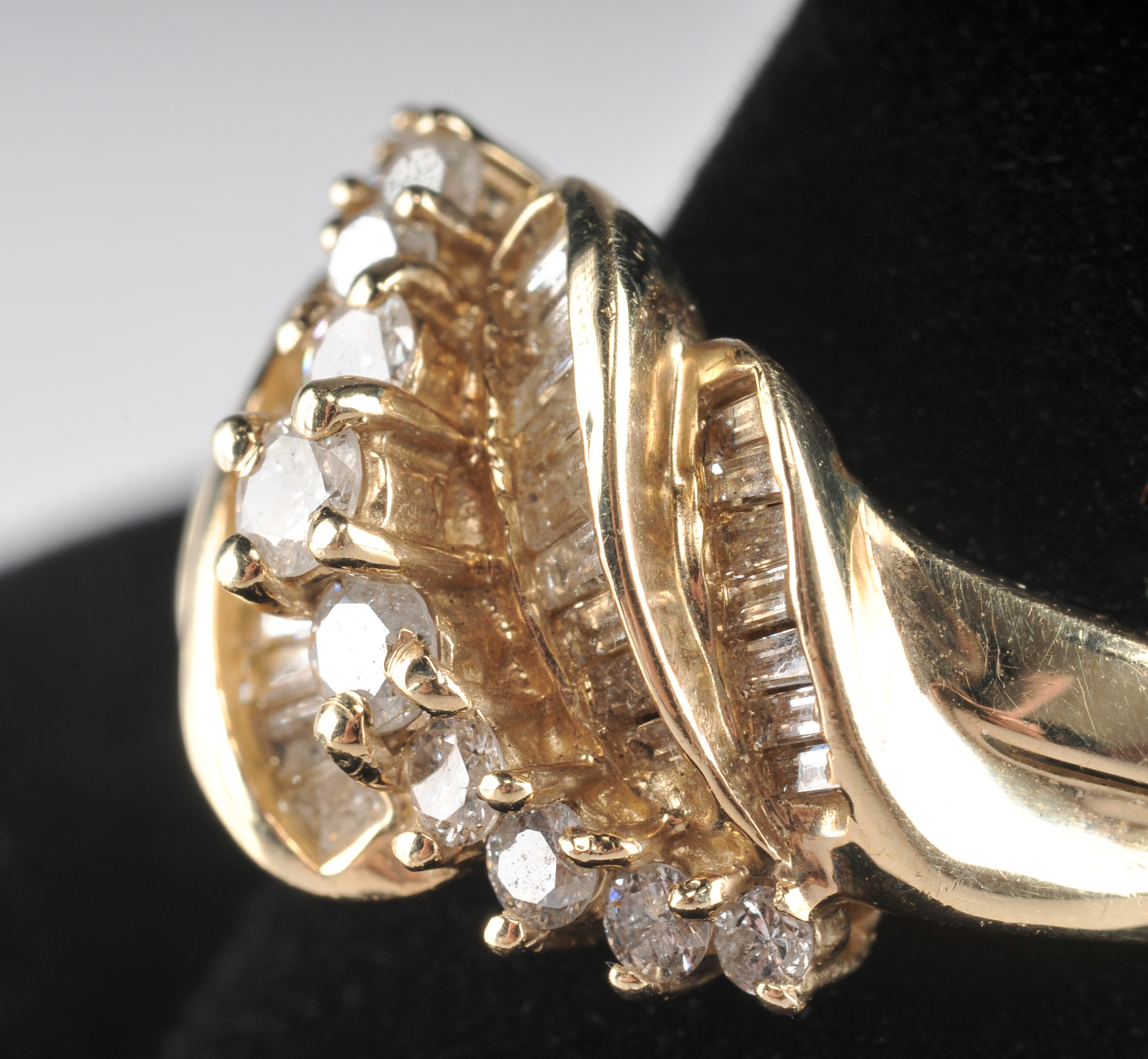 Ladies 14 K yellow gold and diamond cocktail ring 