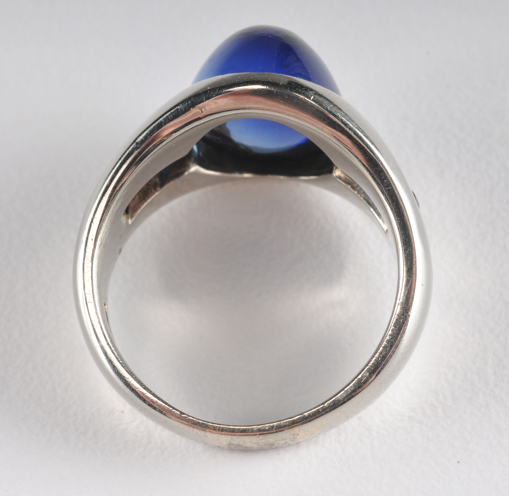 Ladies unique 18 K white gold ring with synthetic sapphires