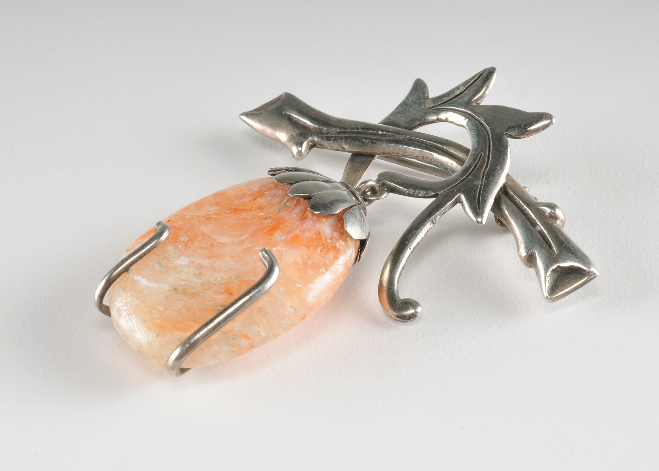 Mexican sterling silver and oval quartz brooch