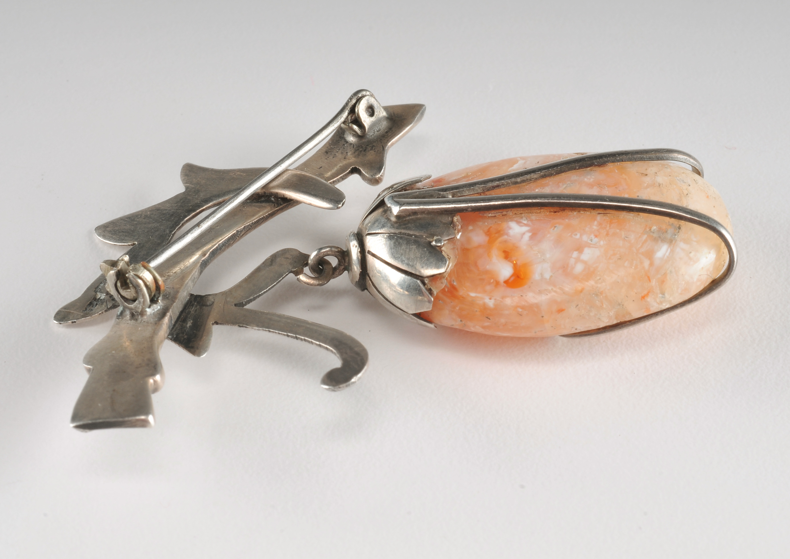 Mexican sterling silver and oval quartz brooch