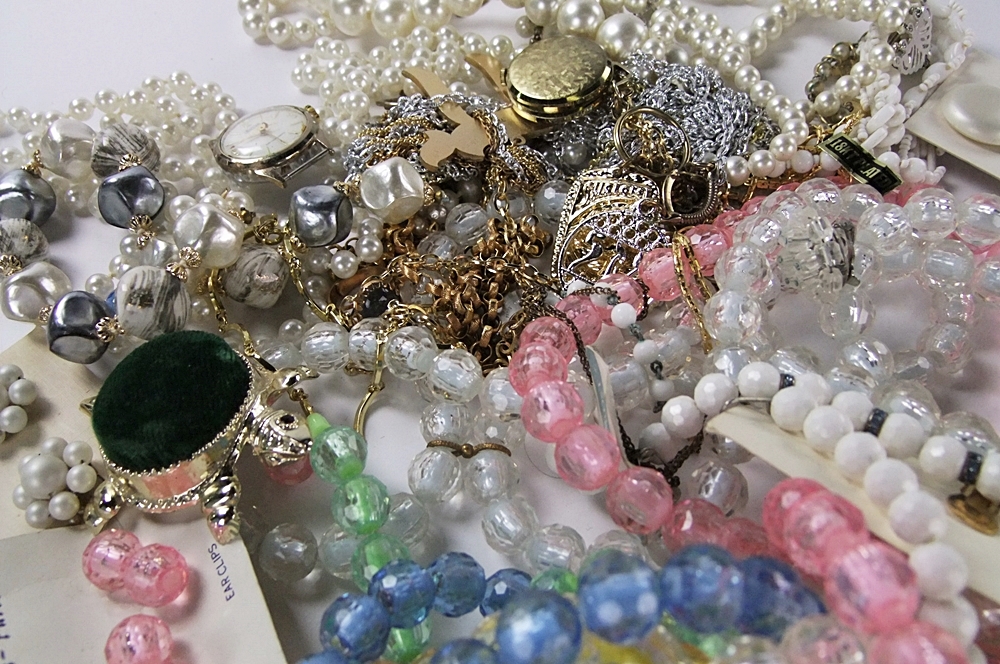 Large collection of vintage costume jewelry 