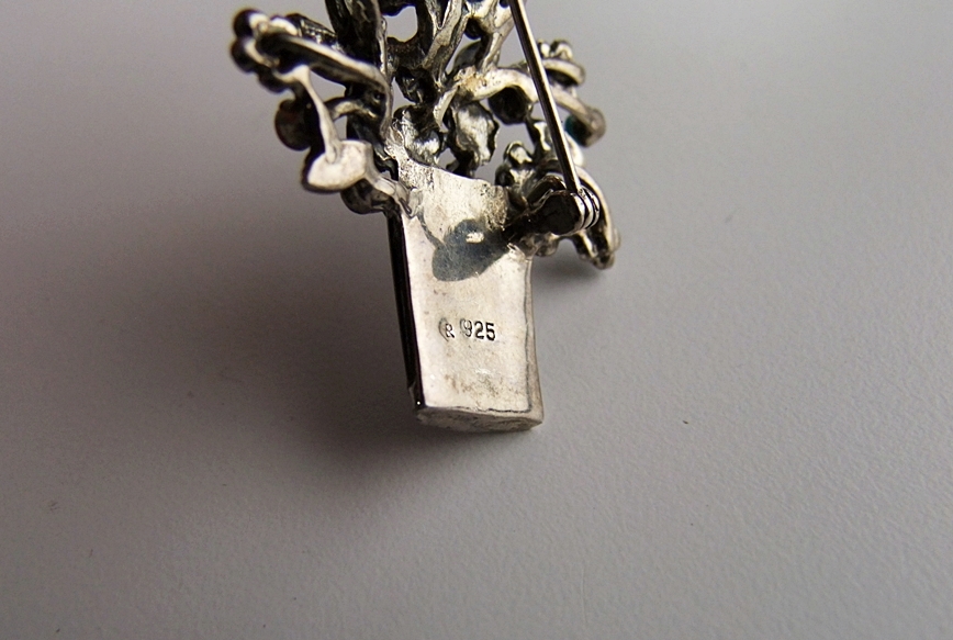 Collection of early 20th Century sterling silver jewelry