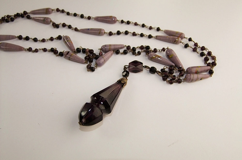 Collection of late 19th - early 20th Century jewelry 