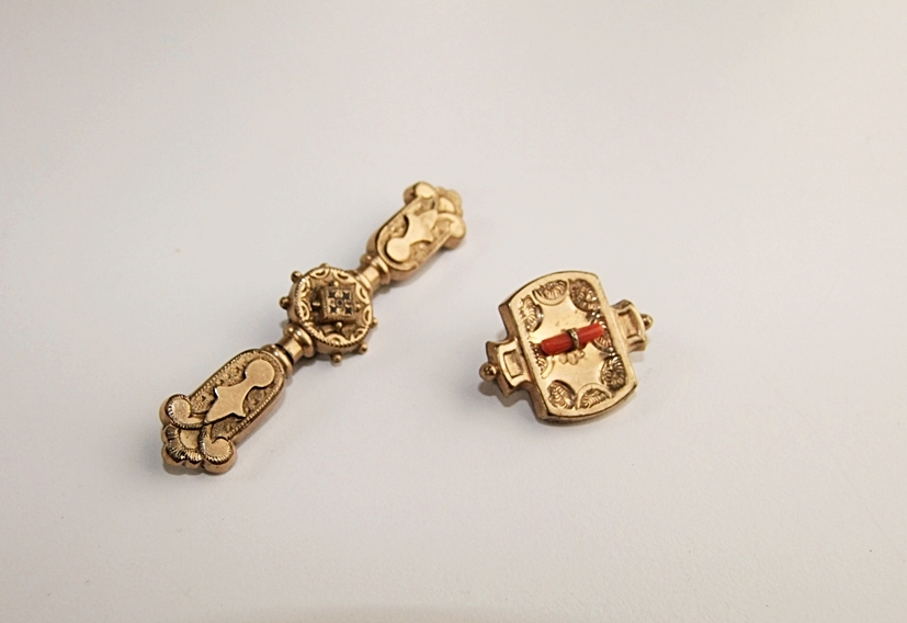 Collection of late 19th - early 20th Century jewelry 