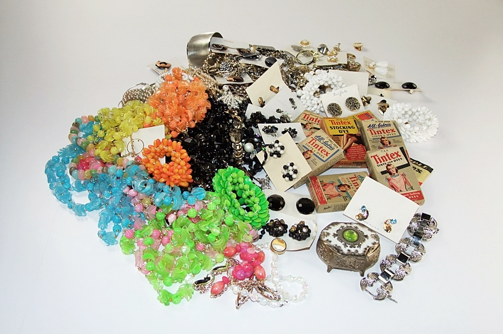 Large collection of vintage costume jewelry 