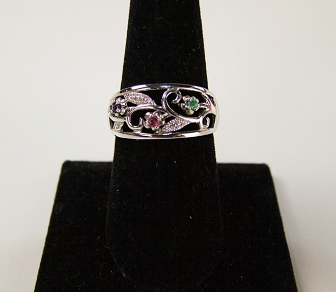 G. Cloyed engraved sterling silver pendant and Ladies sterling ring 