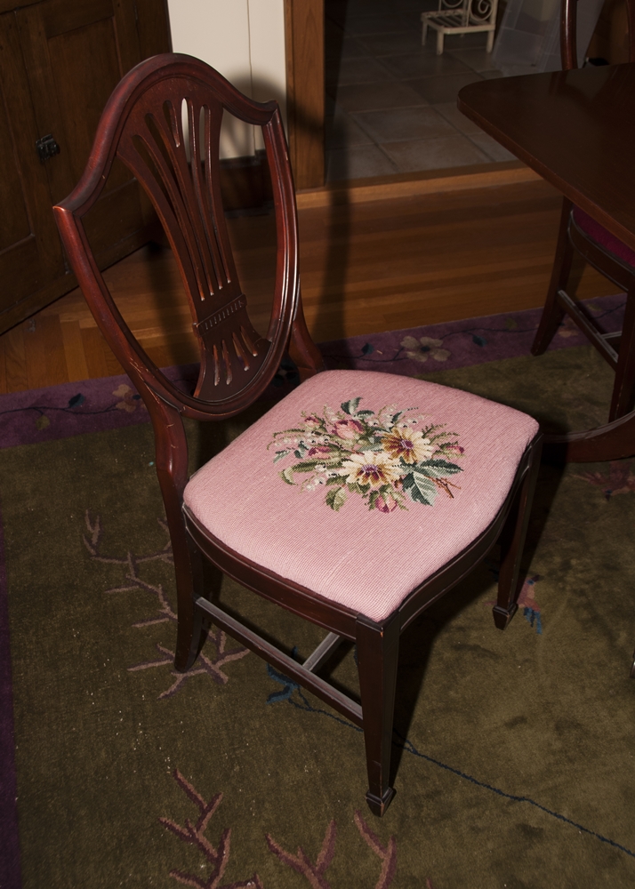 Duncan Phyfe Dining Table & Chairs