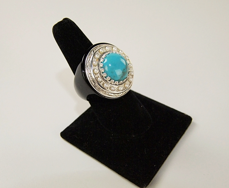 Unique Ladies ring with sterling silver and turquoise stone 