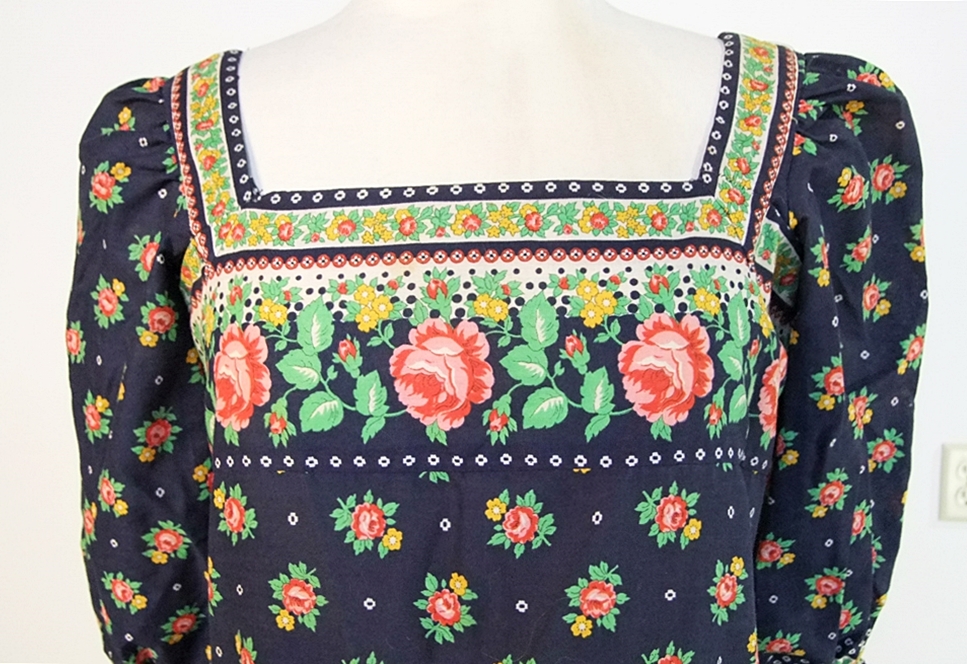 1970's vintage Oscar de la Renta II screen print blouse