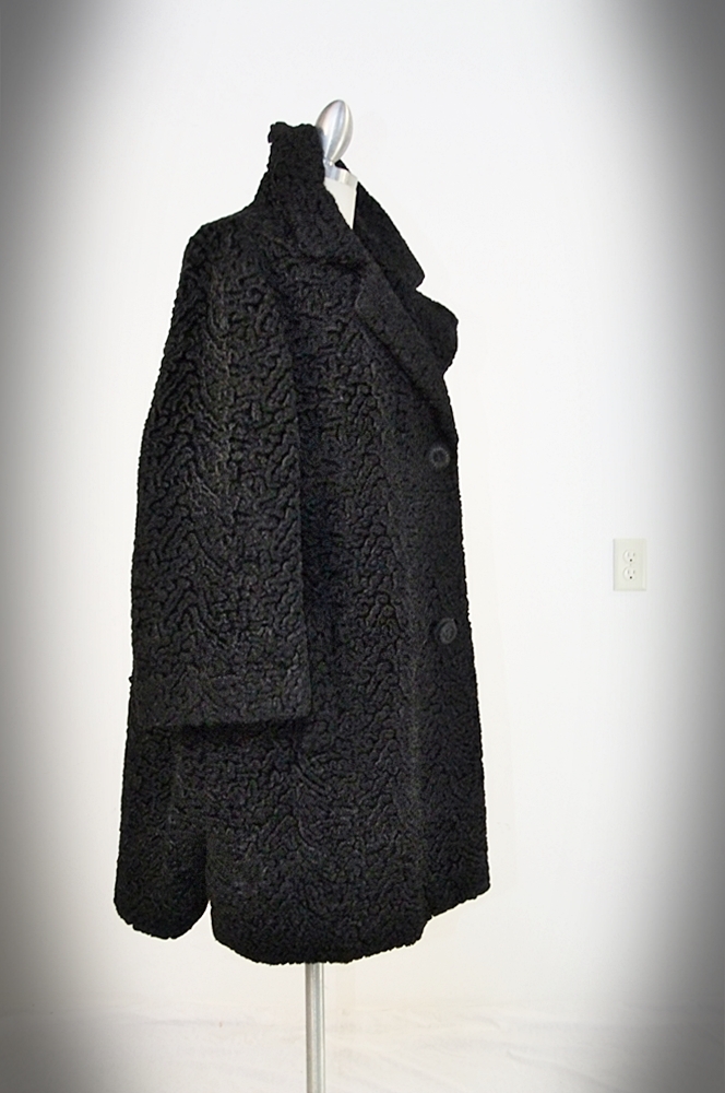  60's black faux fur lamb's wool coat