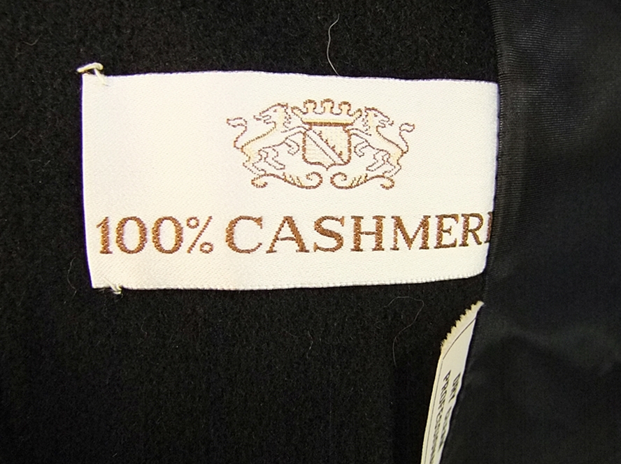 100% black cashmere coat 
