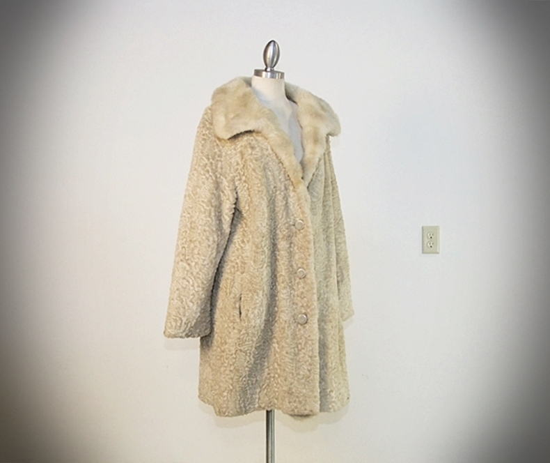Vintage faux lamb's wool coat with faux fur 