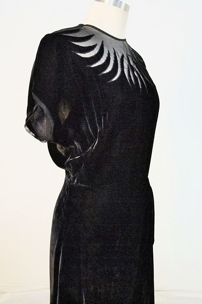 Vintage black velvet cocktail dress with flame motif 