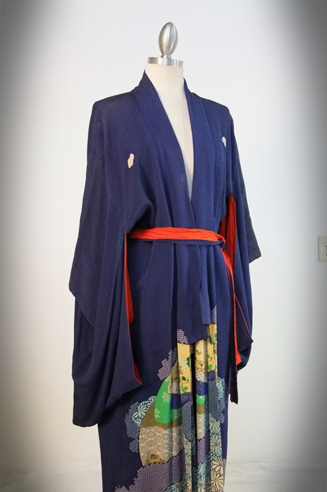 Early 20th Century Japanese Kimono in Midnight blue