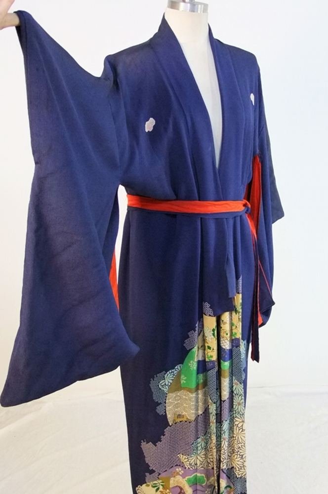 Early 20th Century Japanese Kimono in Midnight blue