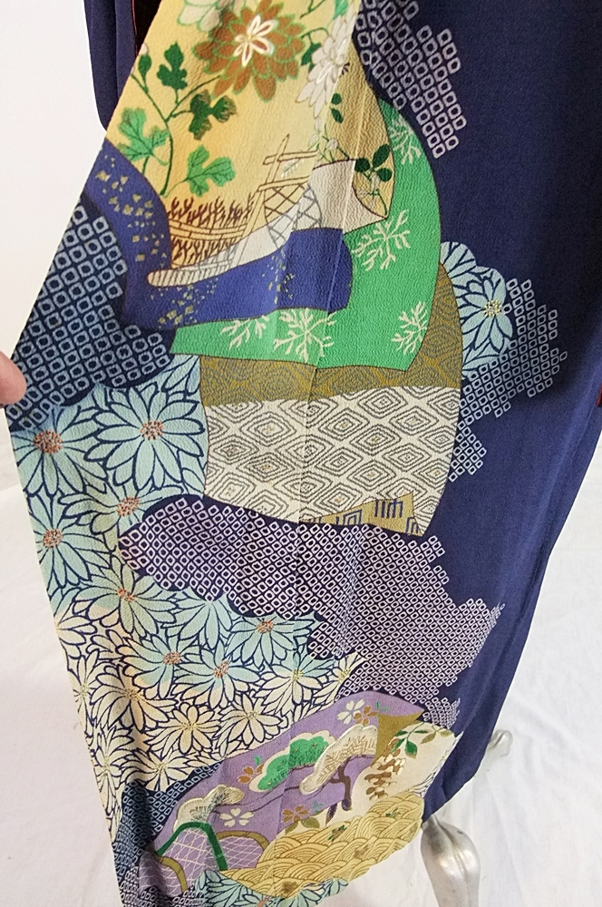 Early 20th Century Japanese Kimono in Midnight blue