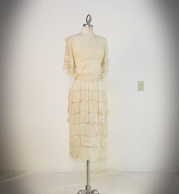  Early 20th Century creamy silk ruffled dress 