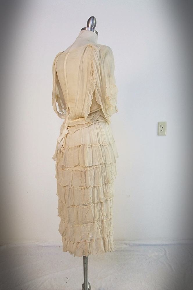  Early 20th Century creamy silk ruffled dress 