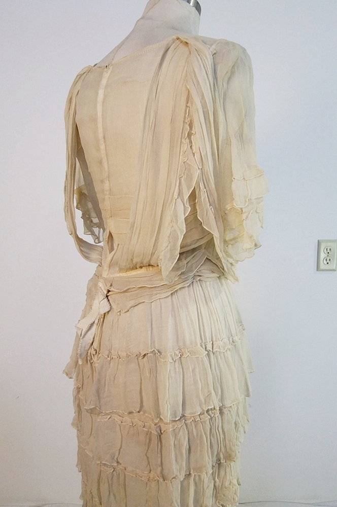  Early 20th Century creamy silk ruffled dress 