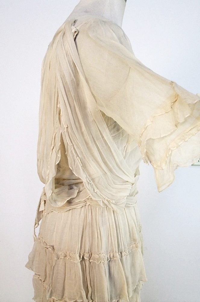  Early 20th Century creamy silk ruffled dress 