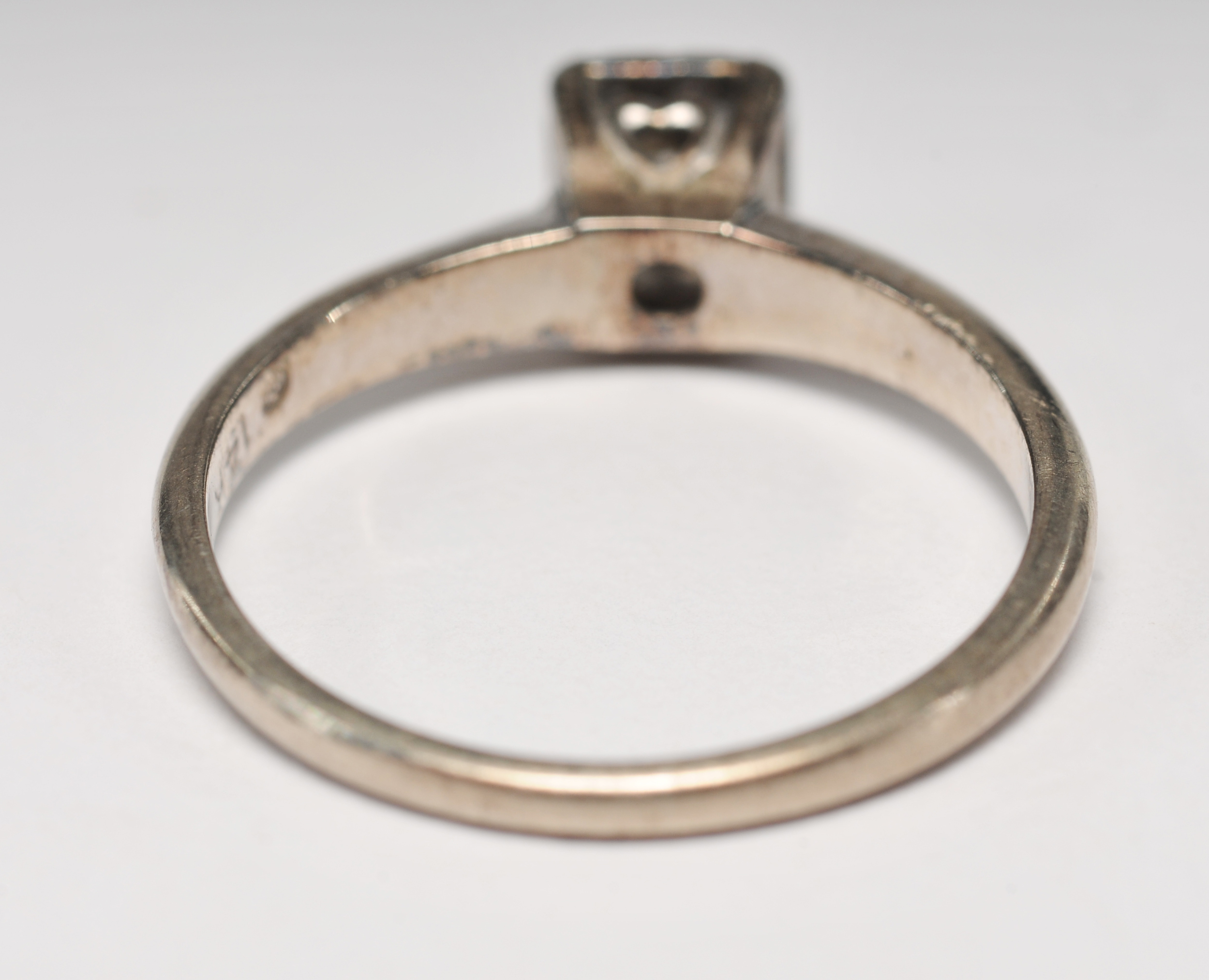 Ladies vintage 14 K white gold and diamond solitaire engagement ring