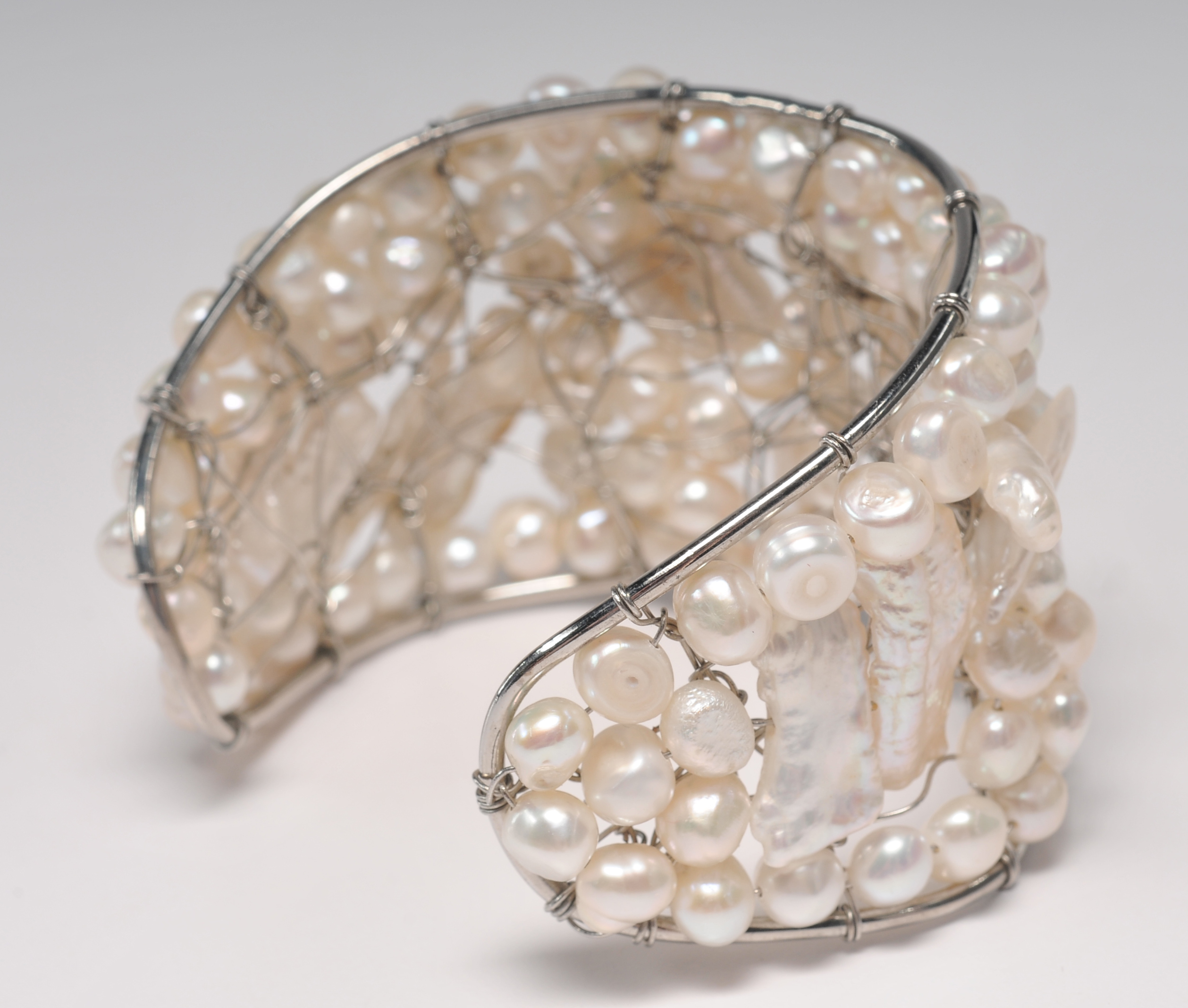 Genuine freshwater pearl cuff bracelet