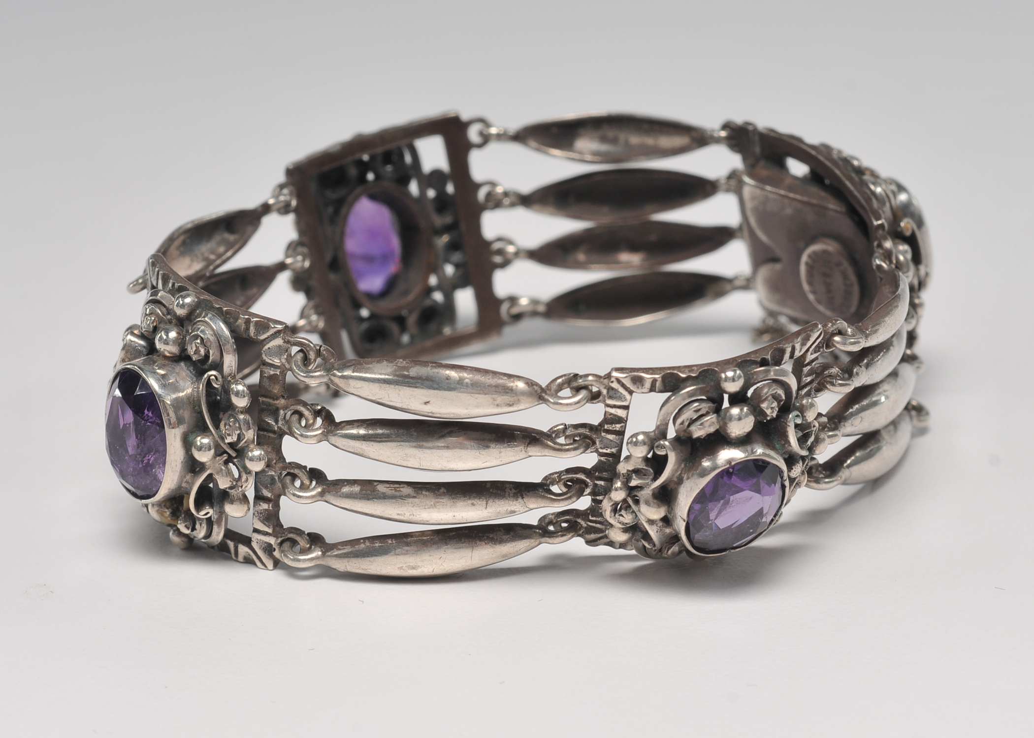 Gino M. Peruzzi signed silver and amethyst bracelet 