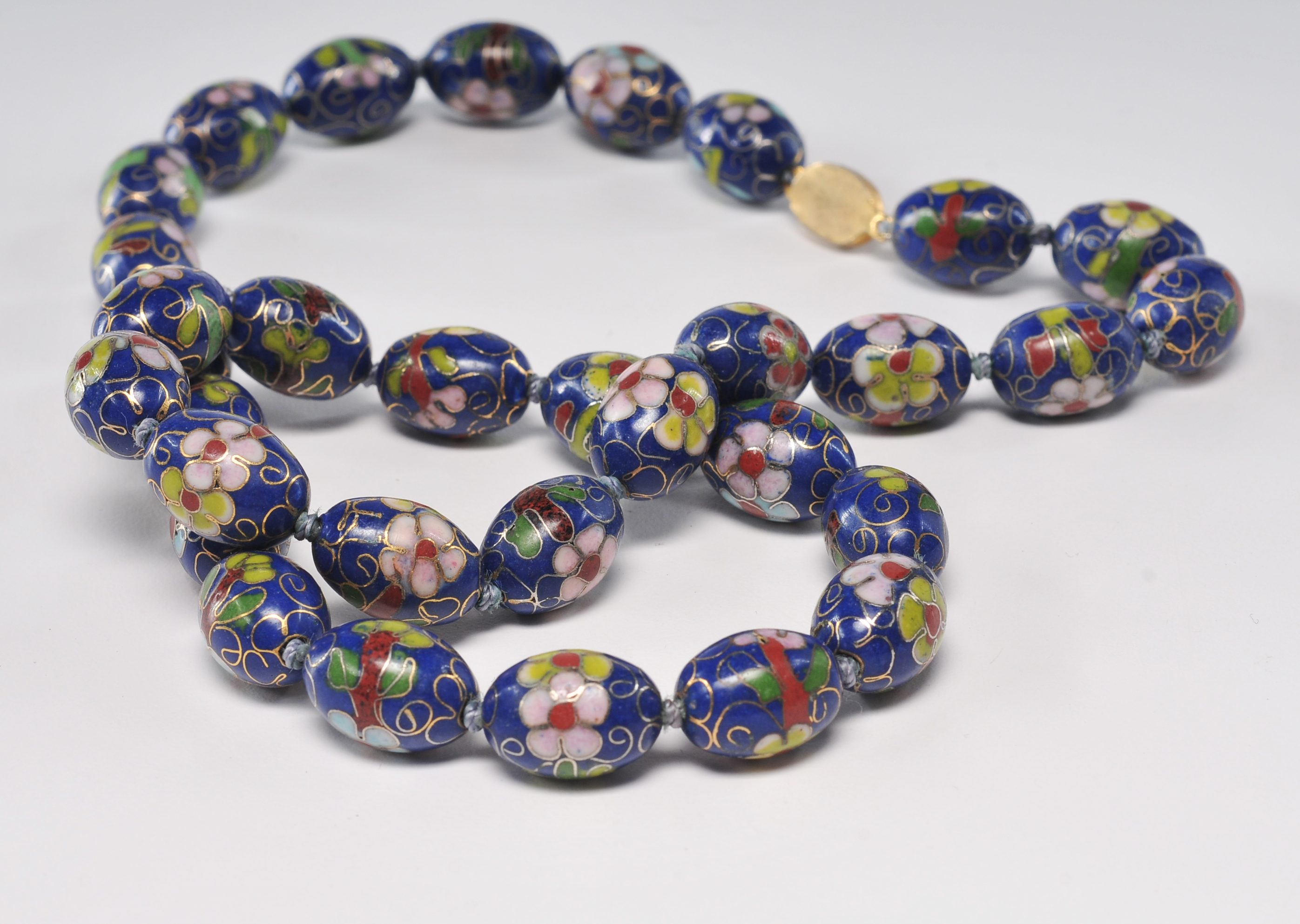 Early 20th Century Chinese Cloisonne necklace with matching clip back earrings