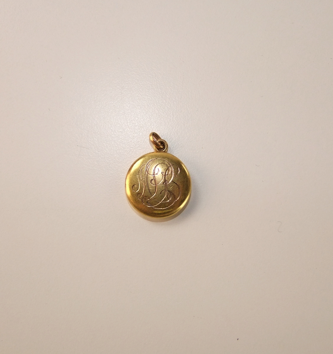 10 - 14 K yellow gold jewelry