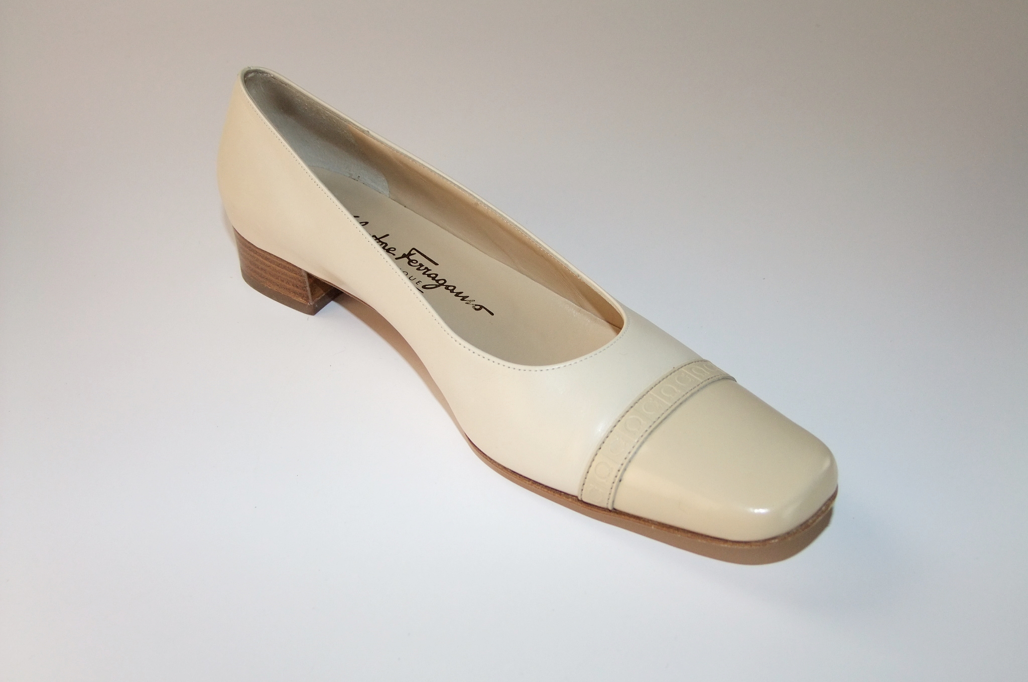 Two pair of Ladies Salvatore Ferragamo shoes