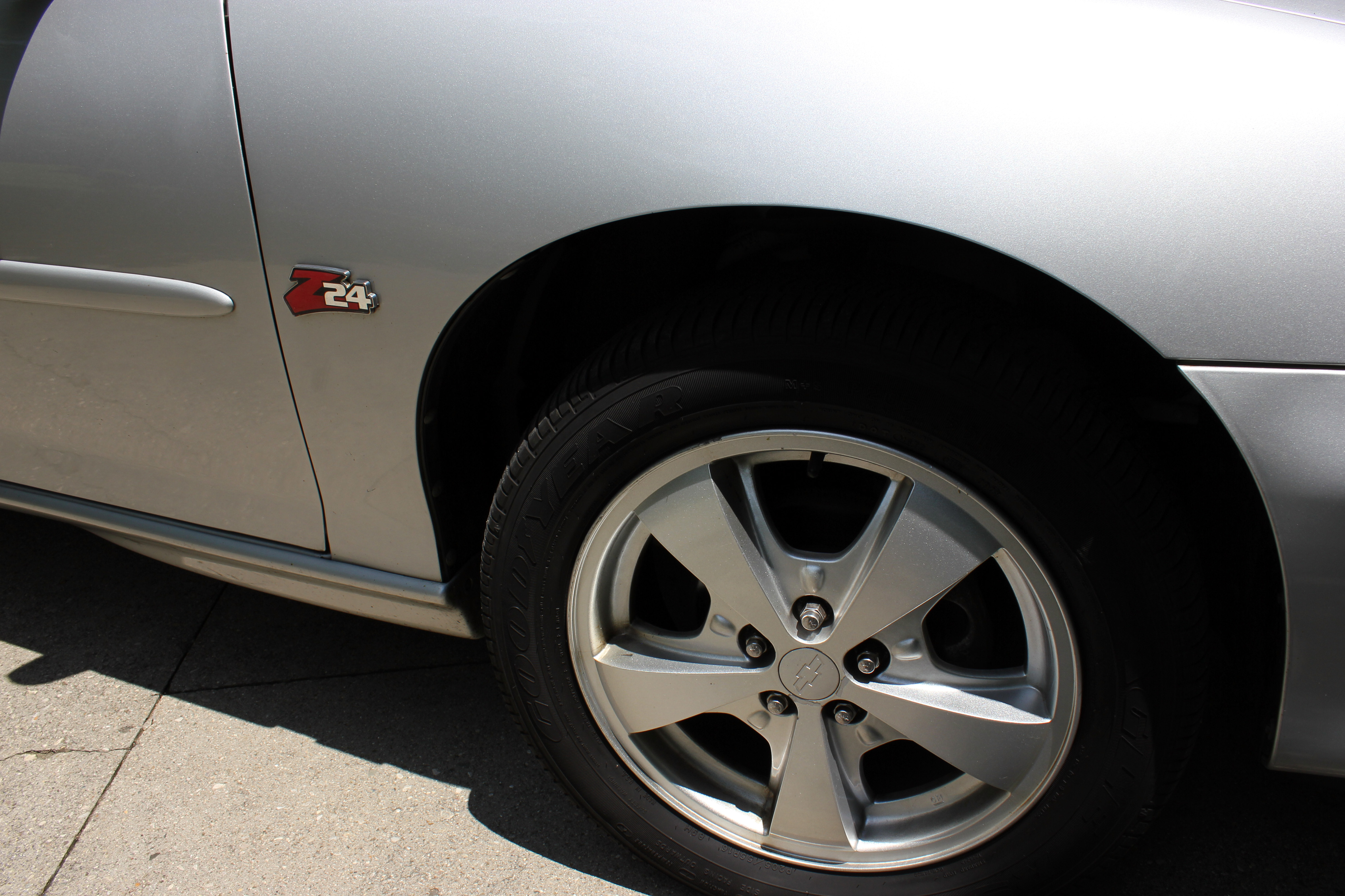 Silver 2001 Chevrolet Cavalier Z24 