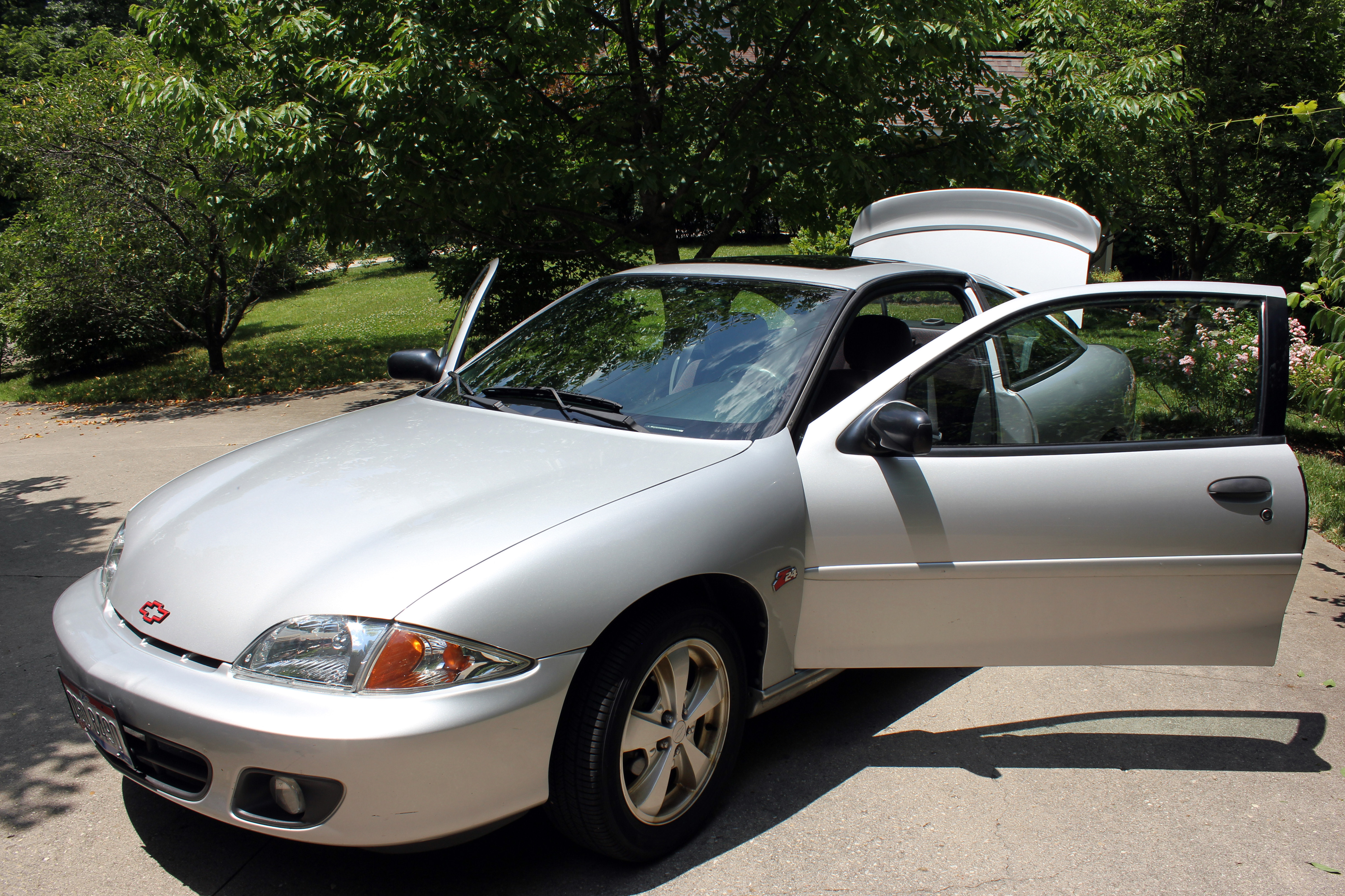 Silver 2001 Chevrolet Cavalier Z24 