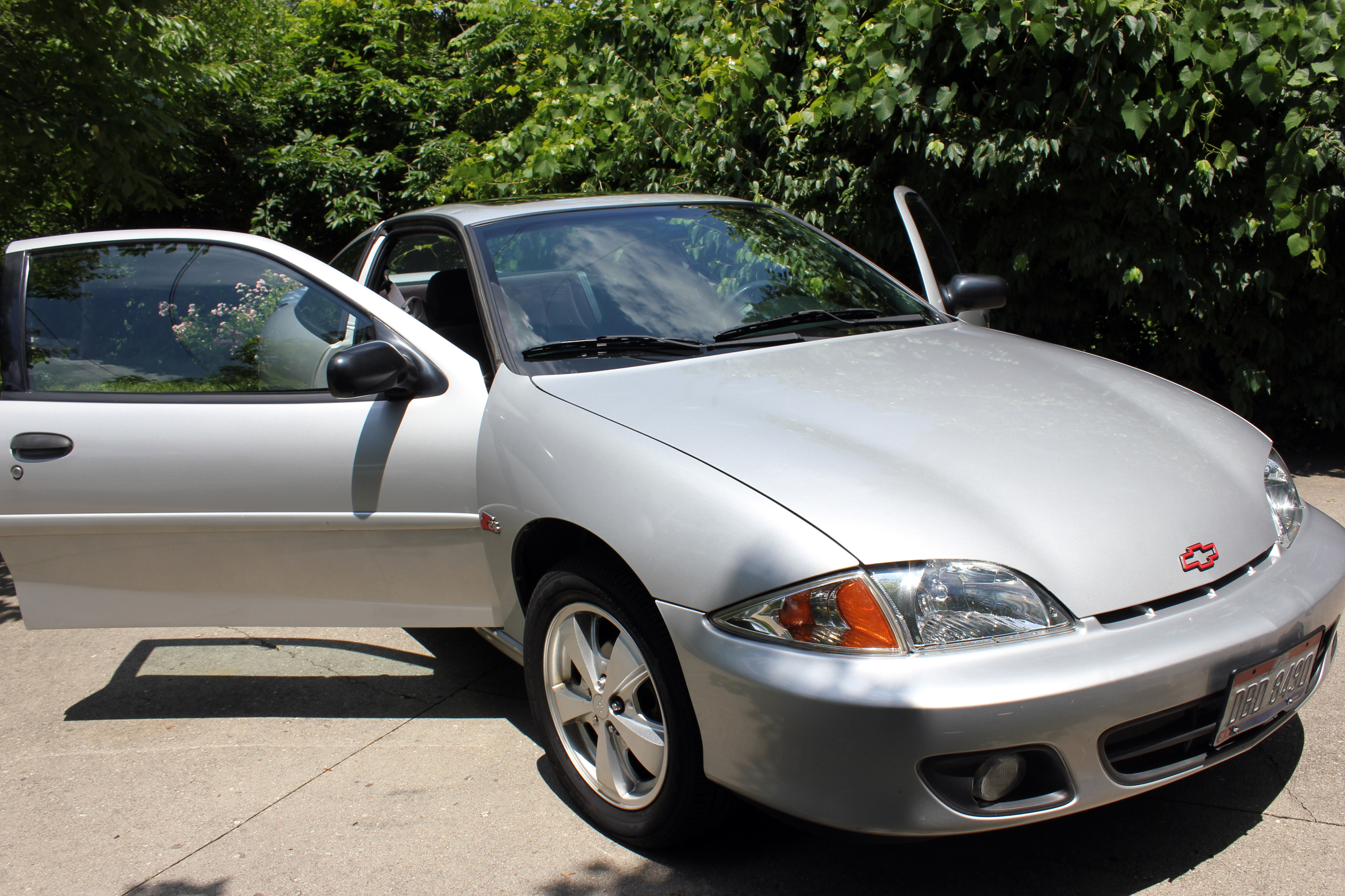 Silver 2001 Chevrolet Cavalier Z24 