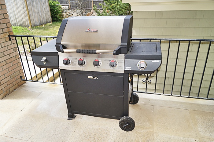Brinkmann 4 Burner Outdoor Gas Grill with Cover