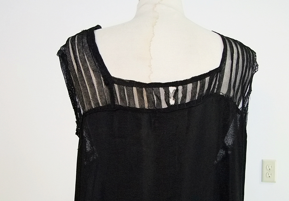 4 piece group of vintage clothing