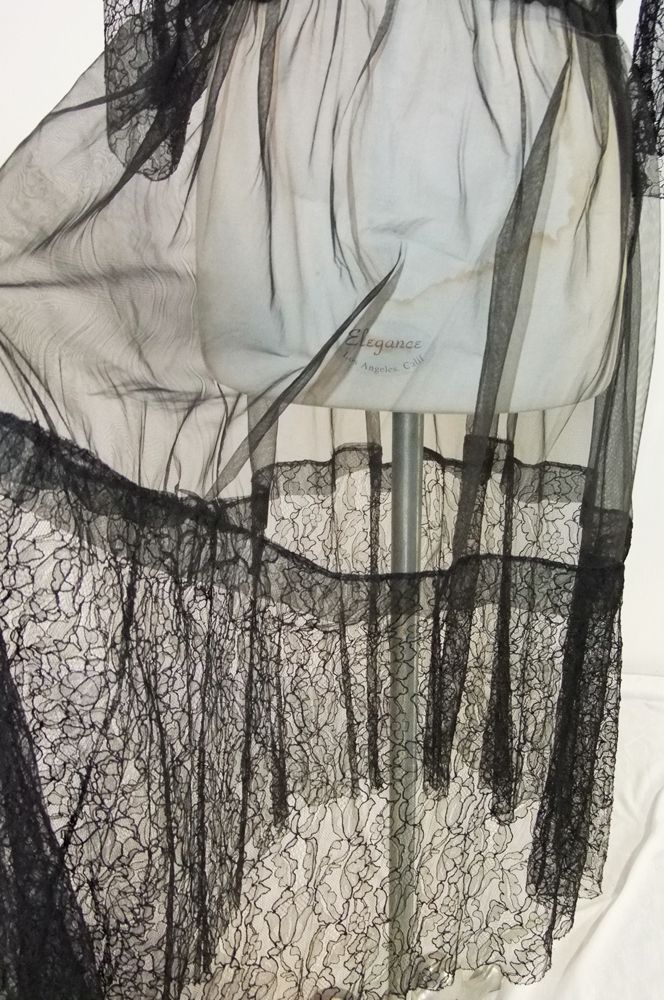 4 piece group of vintage clothing