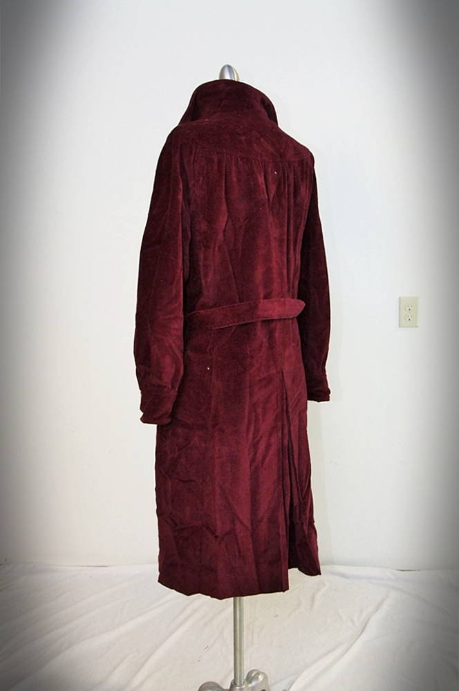 1970's Vintage Henry Harris burgundy overcoat with leopard print lining