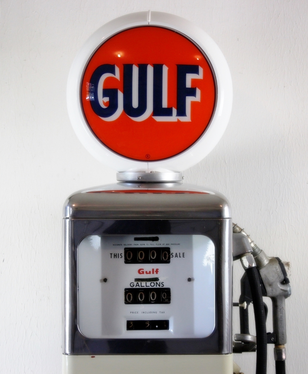 1964 Gulf Gasoline Pump