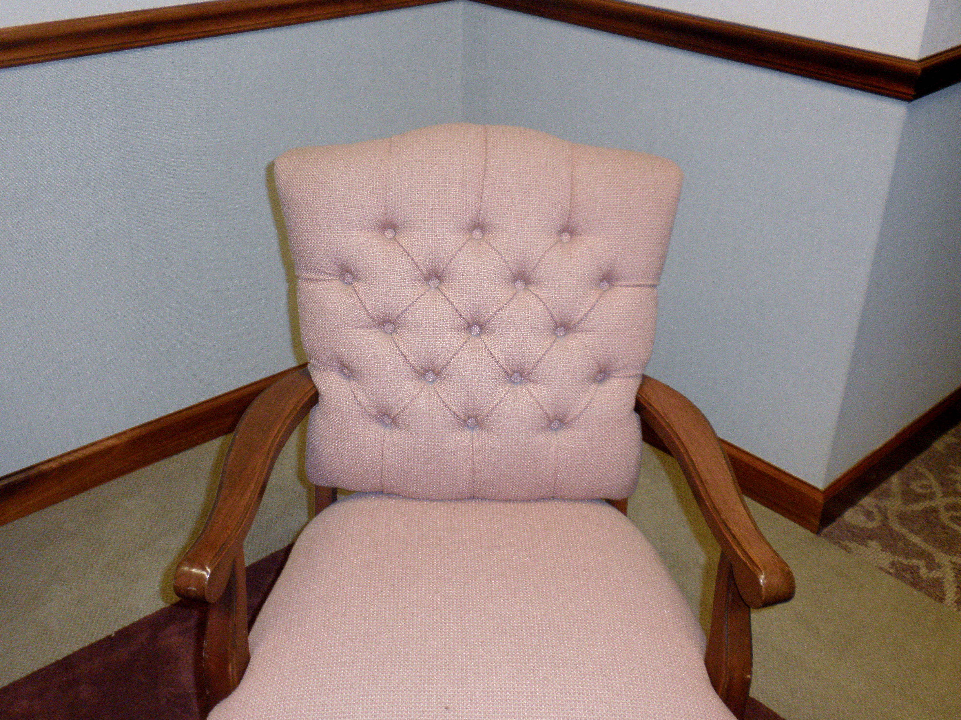Hillcrest High Back Guest Chair
