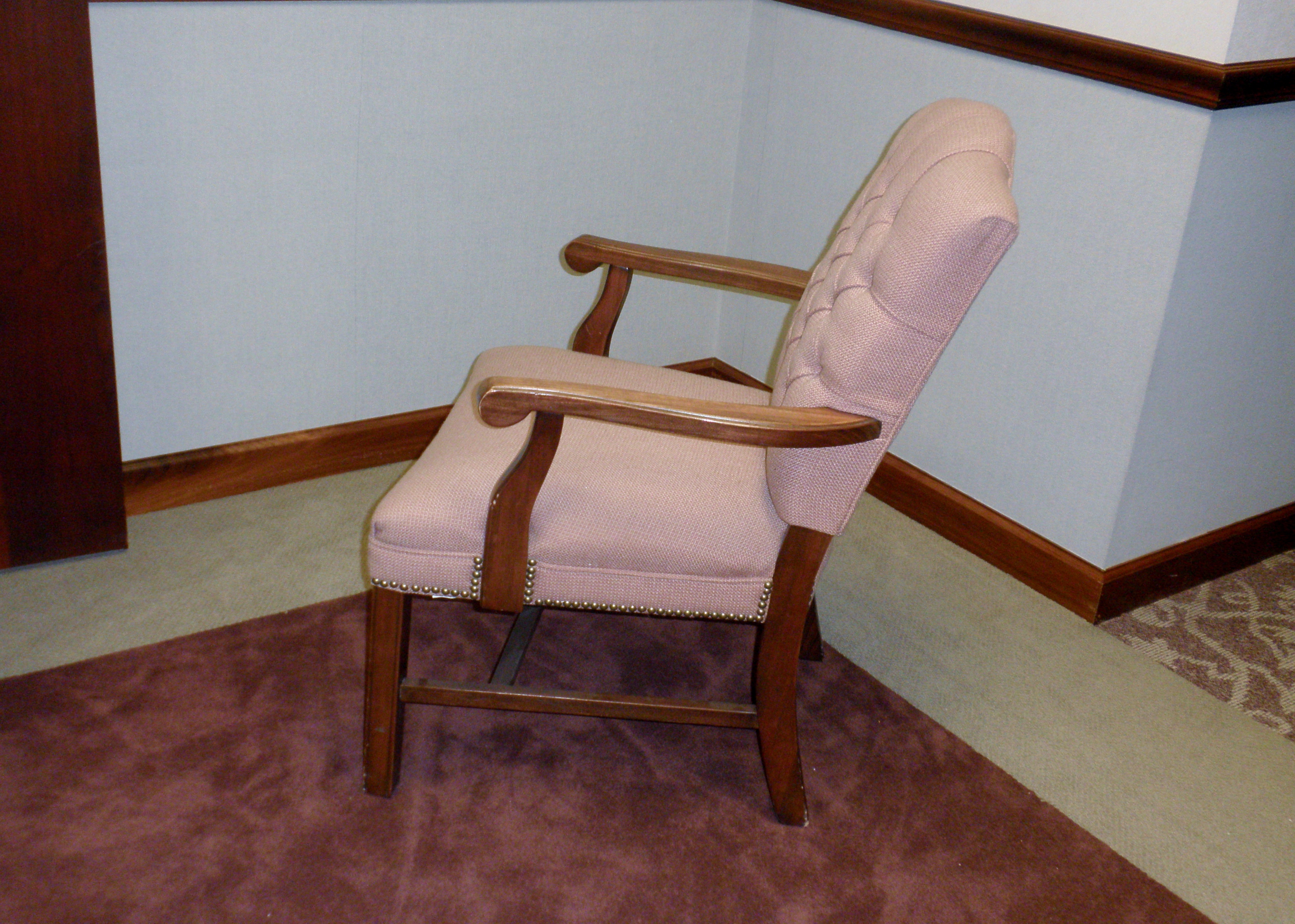 Hillcrest High Back Guest Chair