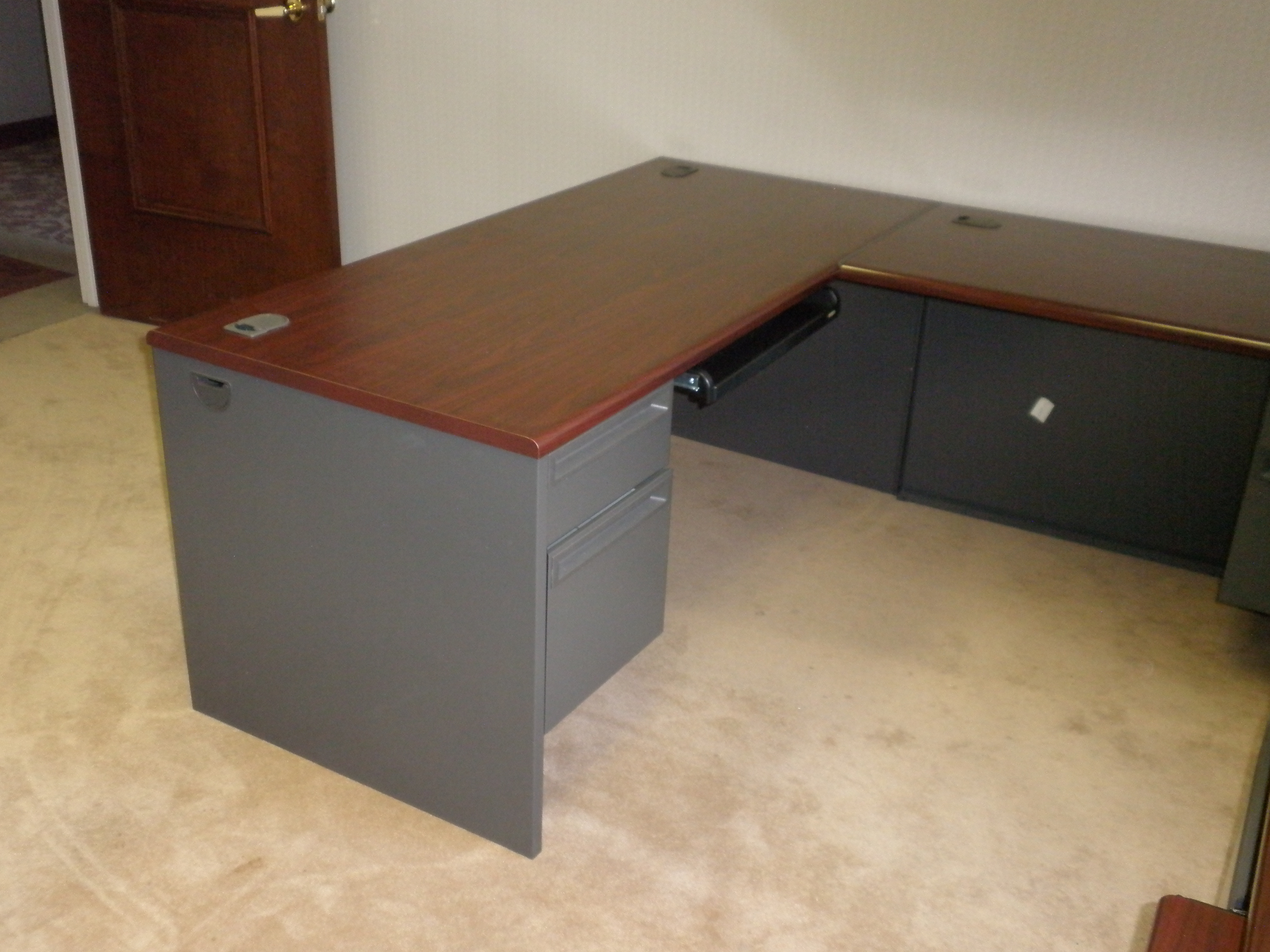 Modern L-Shaped Desk