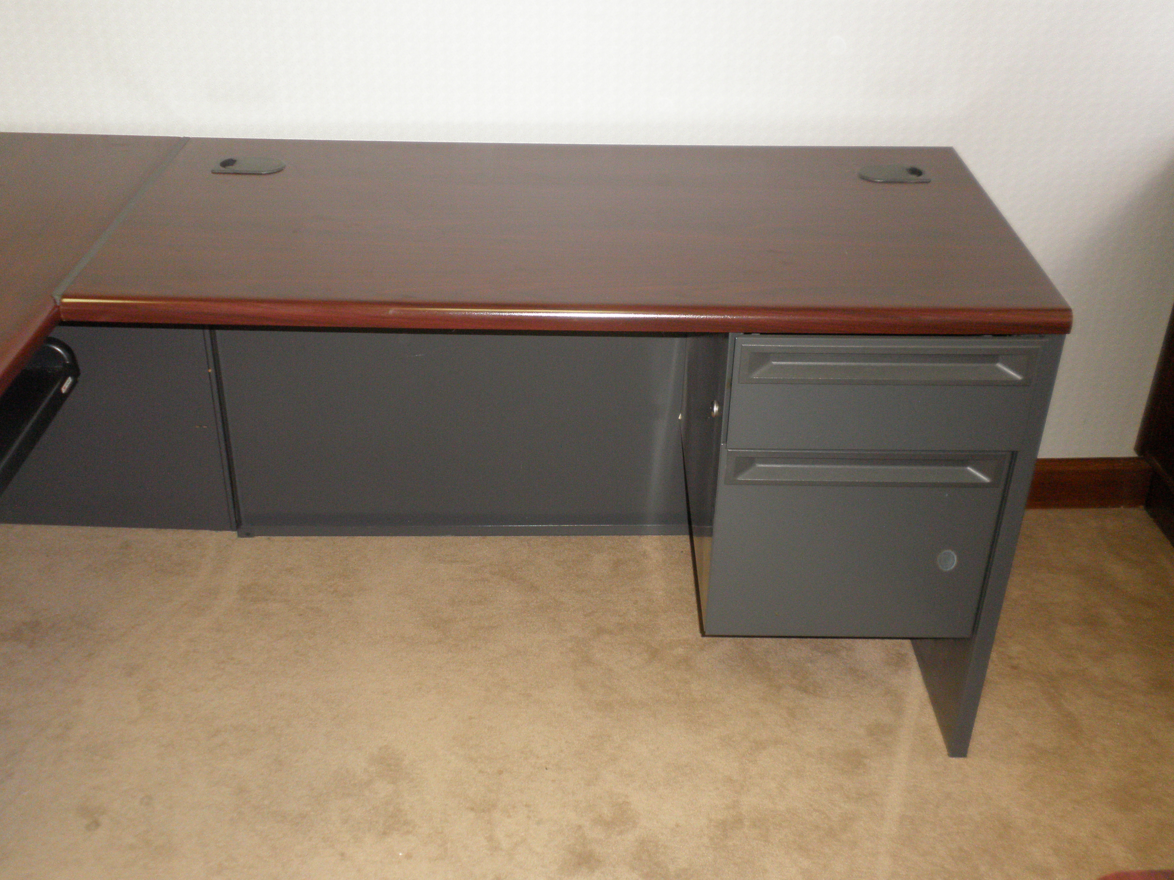 Modern L-Shaped Desk