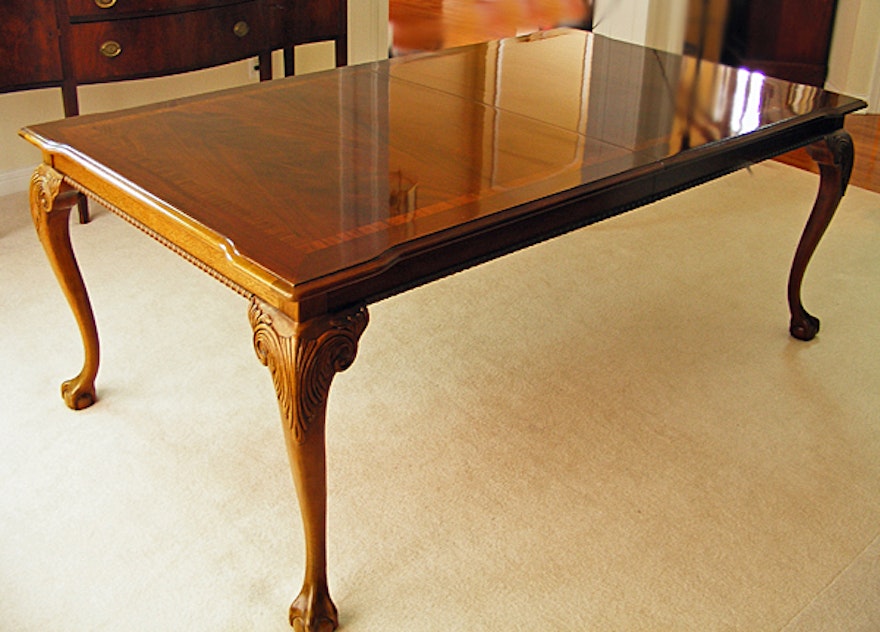 Thomasville "Mahogany Collection" Dining Room Table